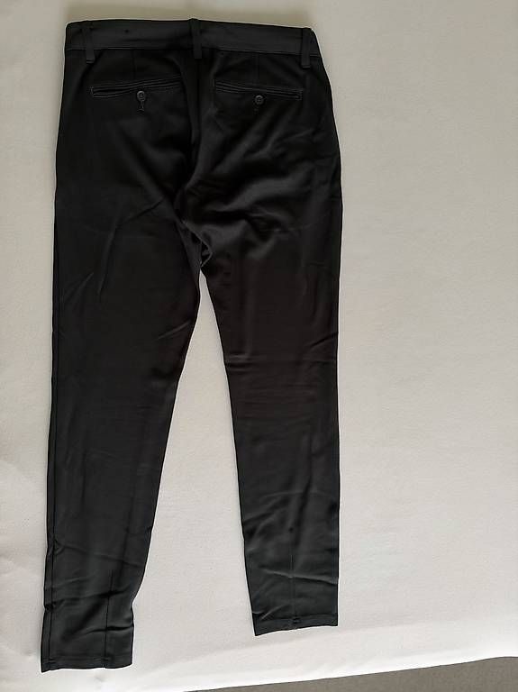 Pantaloni: Only & Sons Hose 31/32 – Usato da Cham venduto da selinjoe 3