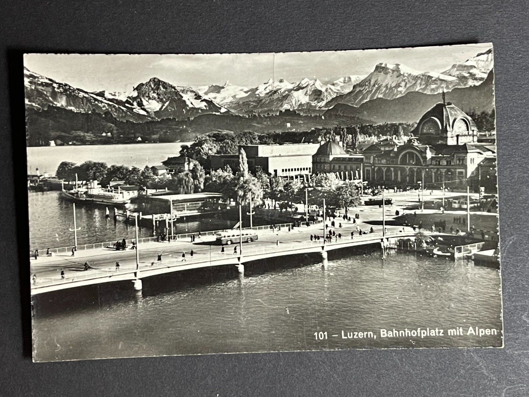 Ansichtskarten: Luzern, Bahnhofplatz mit Alpen – Gebraucht aus Steg VS von _vinci_
