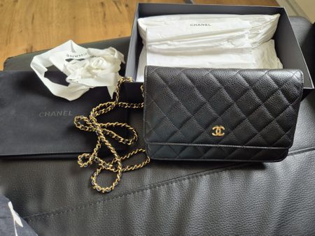 Chanel Wallet on Chain ab CHF 1.-