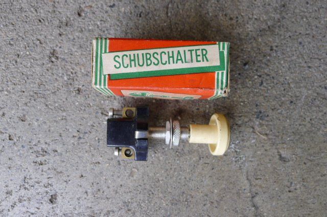 Interruttori: Schubschalter mit Originalverpackung neuwertig – Nuovo e nell'imballaggio originale da Steffisburg venduto da Gswiss