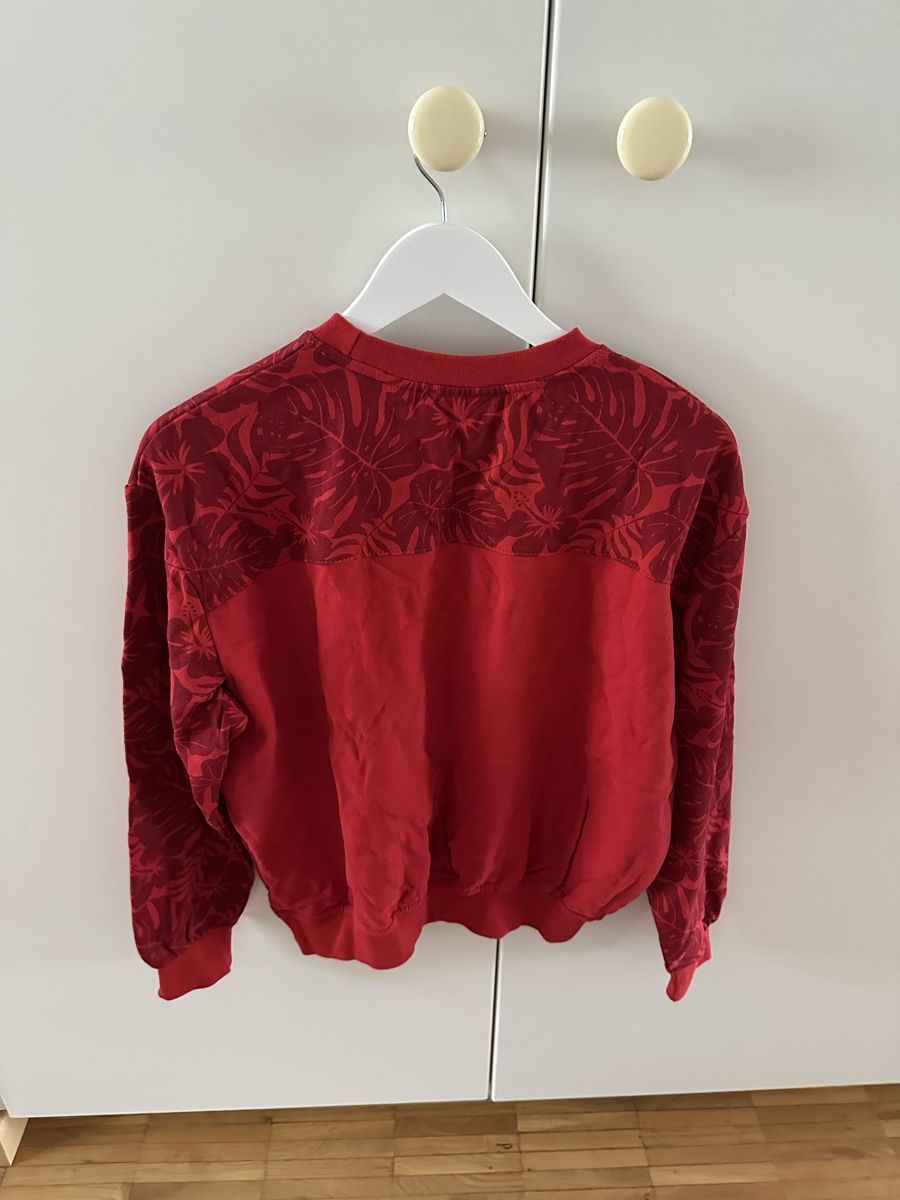 Pullover & Sweatshirts: Pullover  – Neu und originalverpackt aus Volketswil von ben_9s6x 1