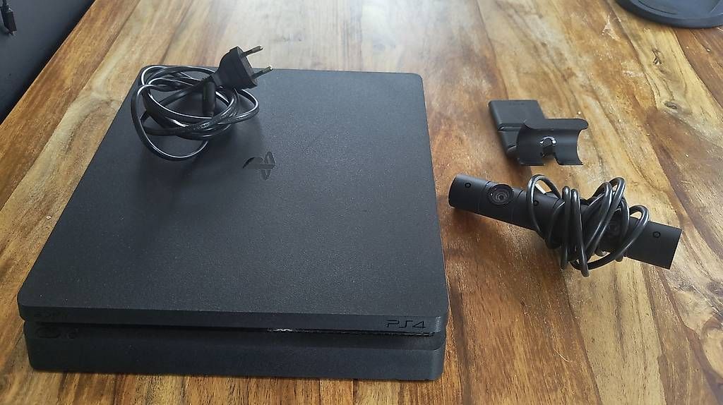 Console: Playstation 4 Slim – Usato da Roggliswil venduto da peterg93