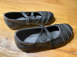 Herzige Ballerinas von AGAXY Grösse 33