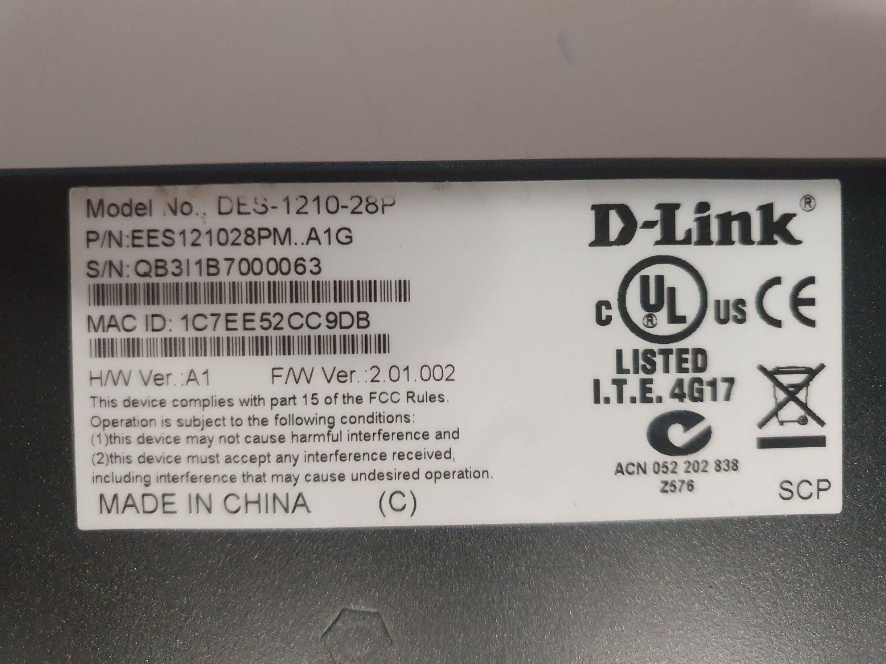 Dlink Hub & Switch: D-Link Fast Ethernet Smart Managed Switches DES-1210 28P – Difettoso da Zürich venduto da eymen20 2