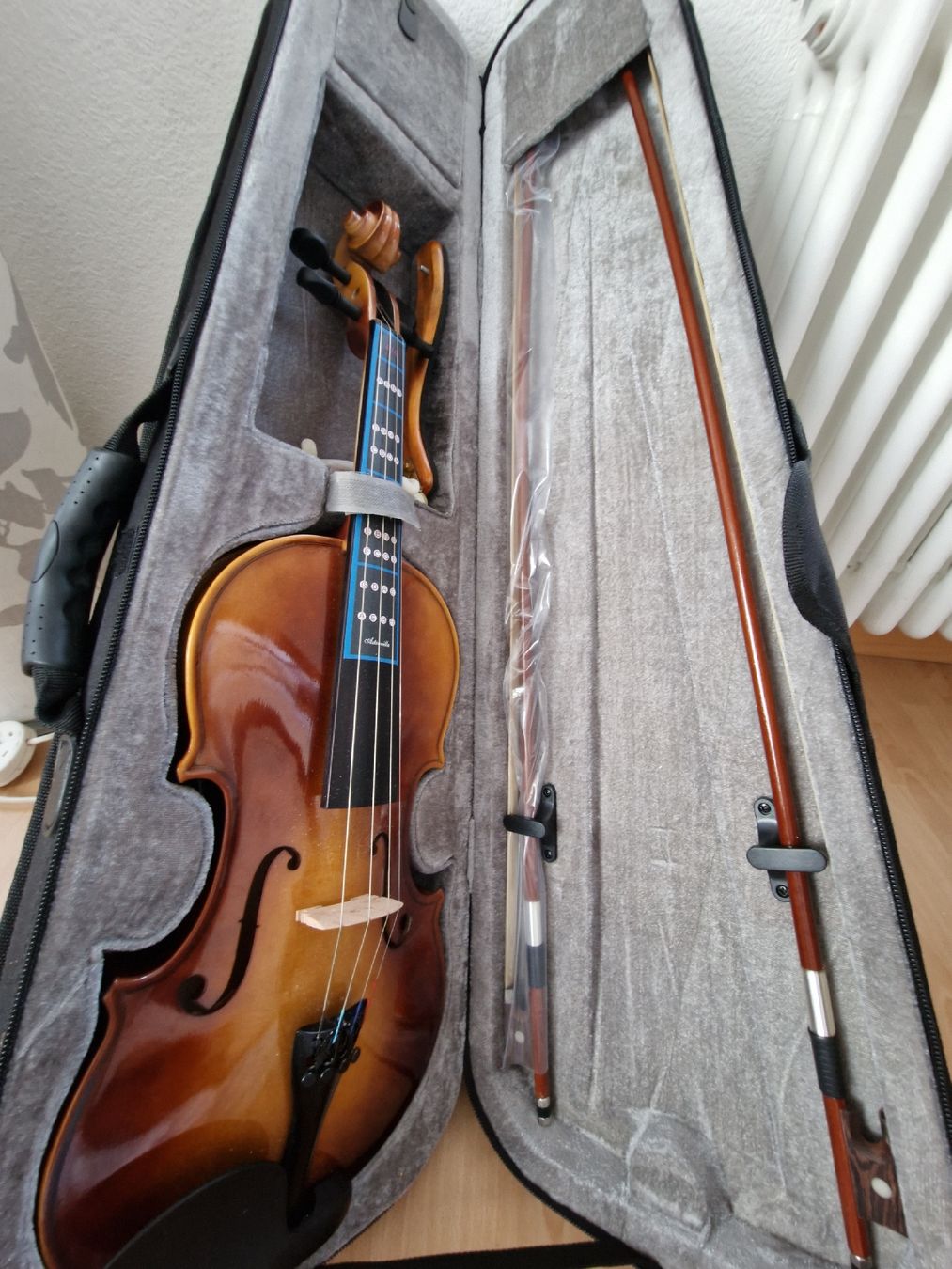 Instruments de musique: Geige 4/4 – Neuf (Voir description) à Menznau par can_tcm8