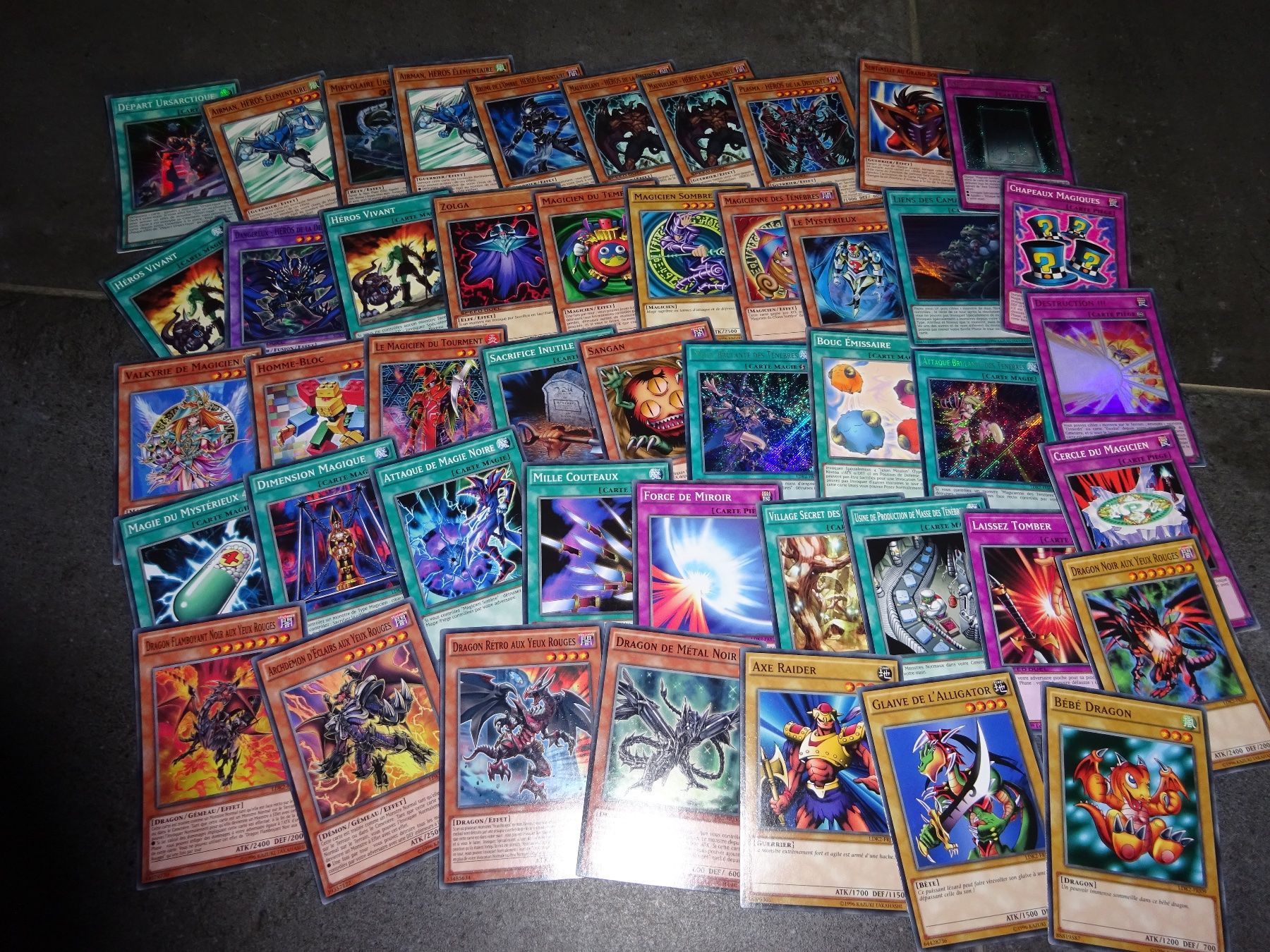 Yugioh Carte collezionabili: Yu-gi-oh LOT N° 9 – Usato da Sierre venduto da sud_fg5q