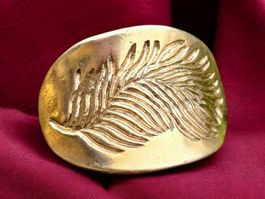 Unikate Haarspange Feder aus heller Bronze