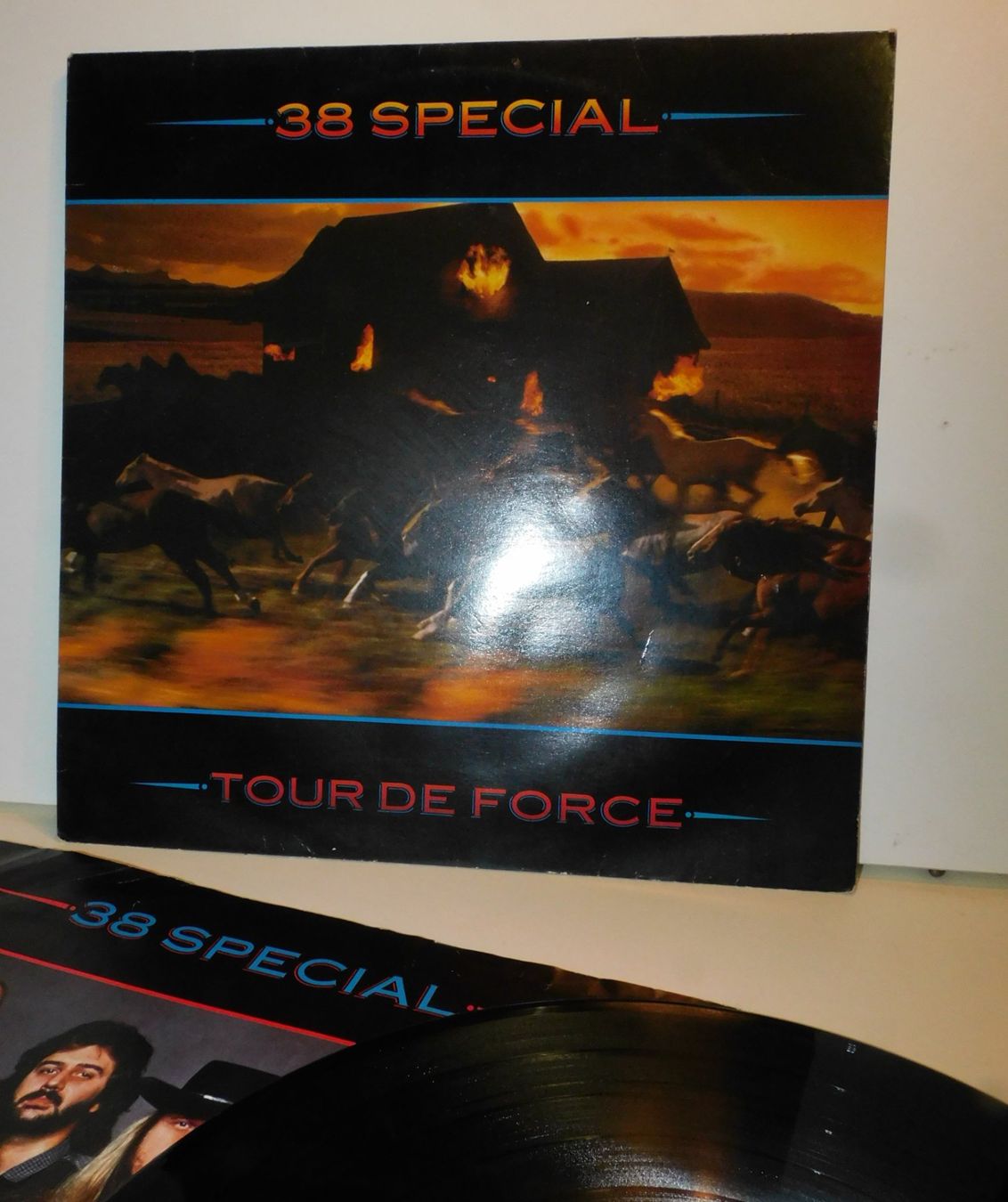 Dischi in vinile: LP - 1983 - 38 special - Tour de Force    LP – Usato da Sursee venduto da 76 4