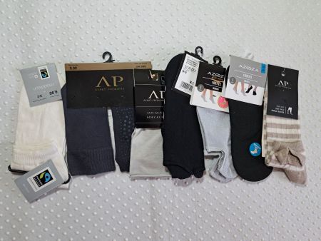 NEU! 8x Damen Socken Sommer Sneakers bunter Mix Gr. 39-42