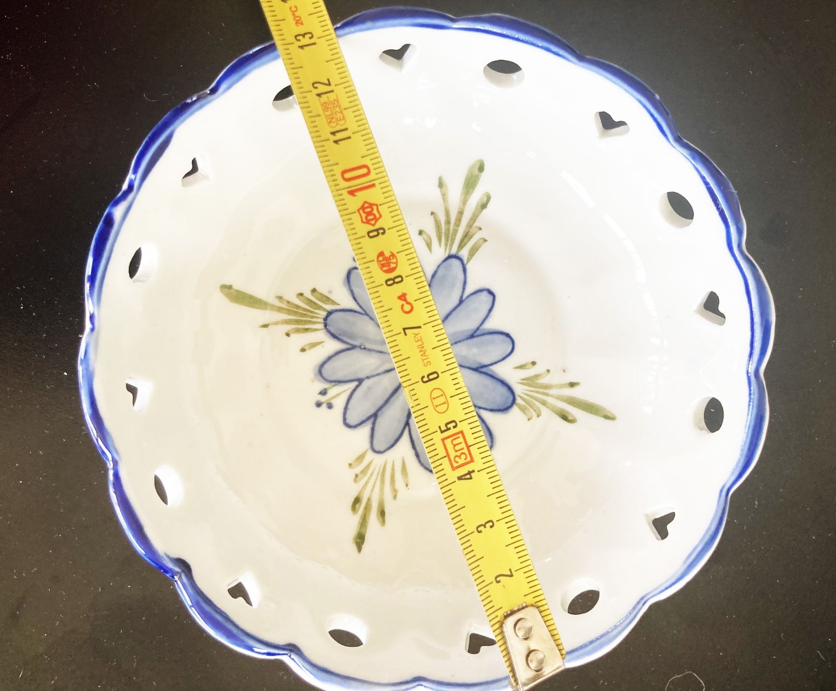 Piatti: assiette peint à la main – Usato da Chêne-Bougeries venduto da GiovannaDiLoreto