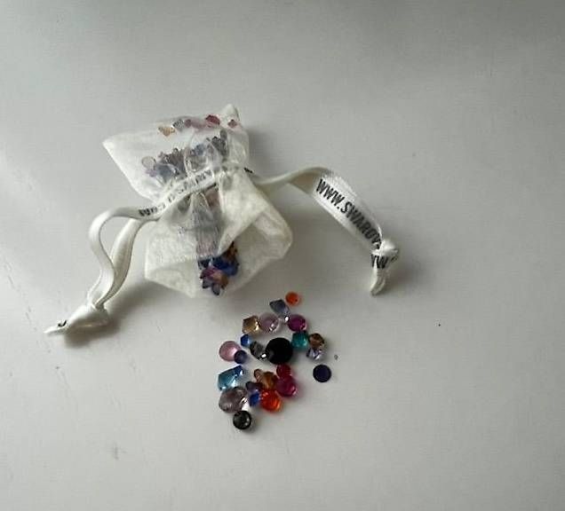 Swarovski Tutte le decorazioni: Swarovski Steine ORIGINAL – Nuovo e nell'imballaggio originale da Veltheim AG venduto da rolo71