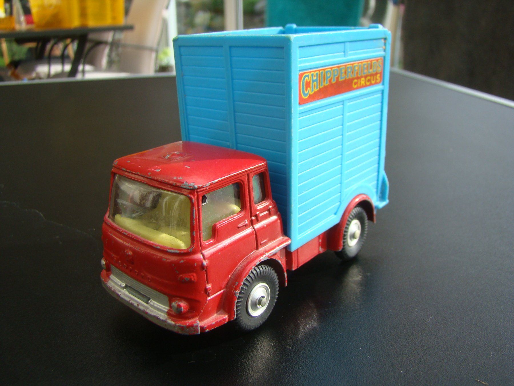 Corgi Toys Modellini d'auto: Corgi Bedford Tractor Chipperfields Circus selten 1:43 – Usato da Walzenhausen venduto da Vanquish711 1