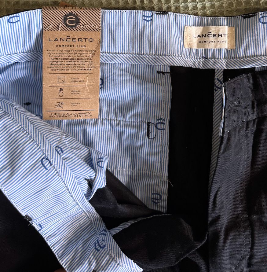 Pantaloni: Lancerto Trousers – Usato da Zürich venduto da mat_n78x 1