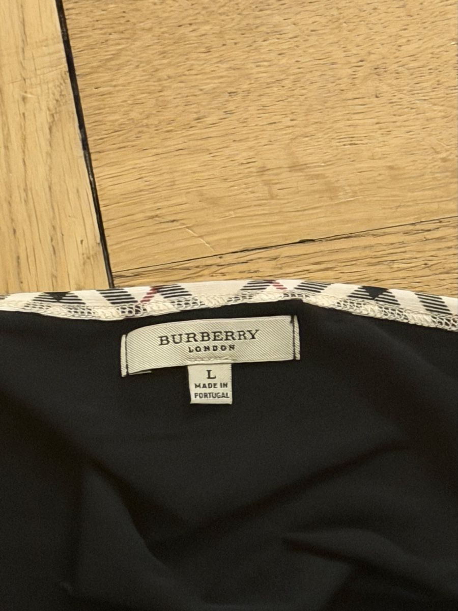 Burberry Tops: Burberry Top – Gebraucht aus Bern von jol_8hxs 2