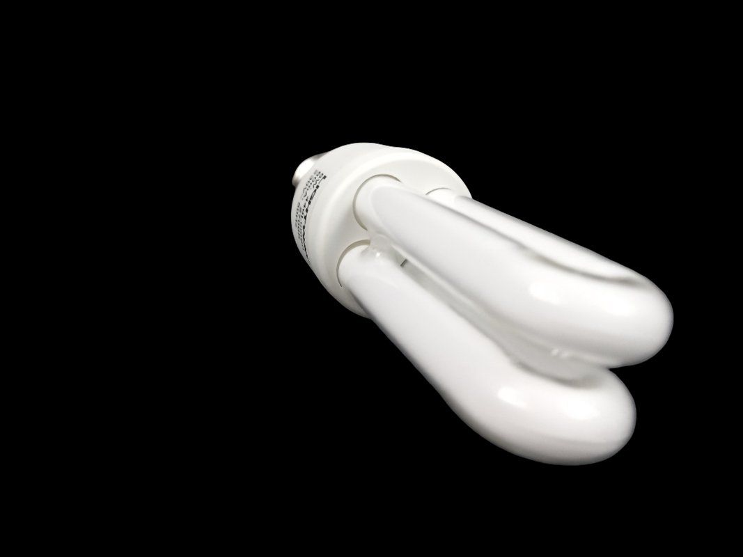 Lampen: LIGHTWAY Energiesparlampe E27 8Watt – Neu (gemäss Beschreibung) aus Hünenberg von Restwert_Zug 4