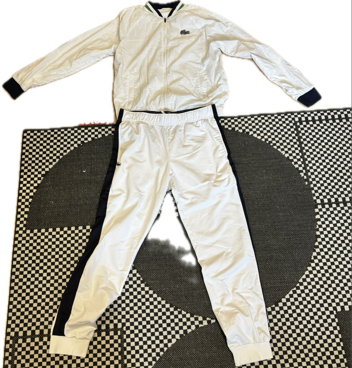 Lacoste Kleiderpakete: Lacoste Sport All-White Tracksuit – Gebraucht aus Chur von ClothesCute7000