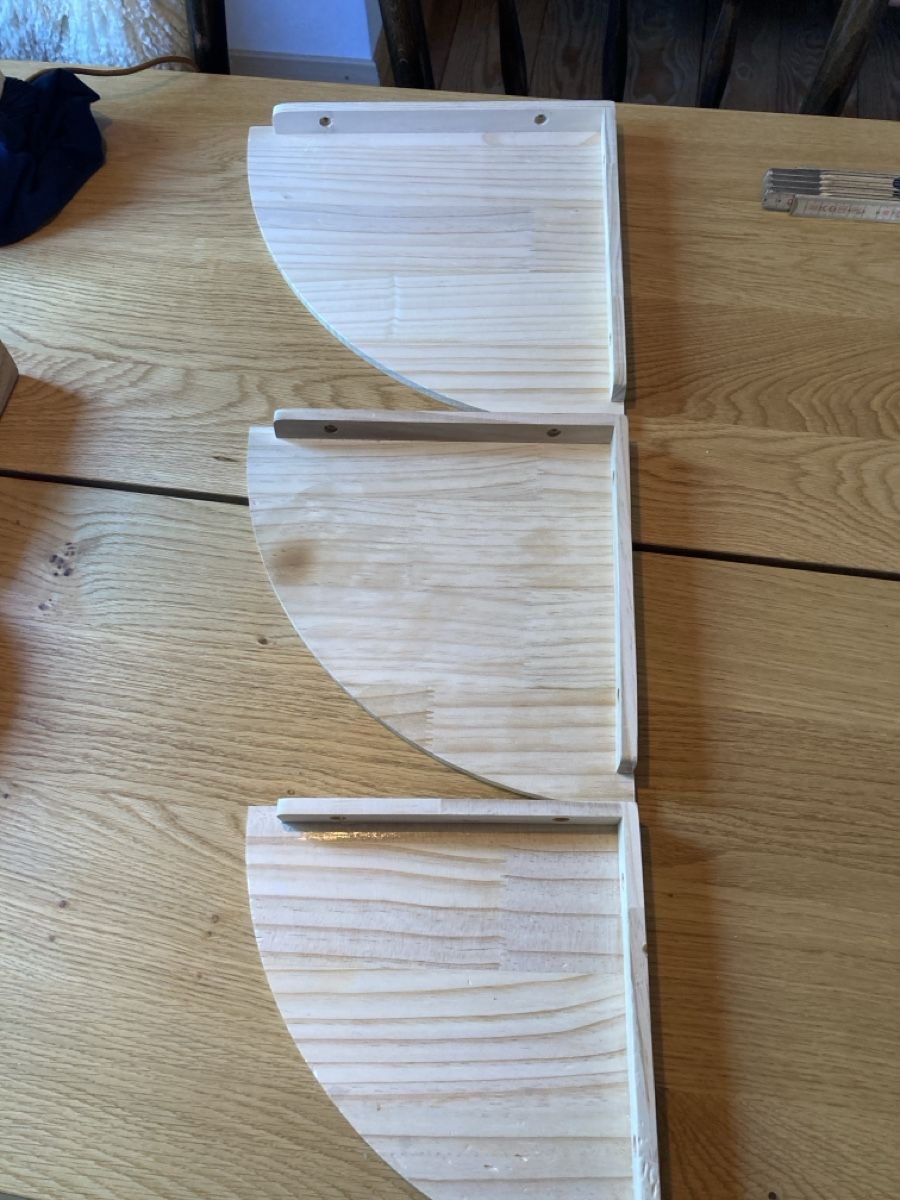 Scaffali: Eckregal aus Holz von TEMU – Usato da Ottoberg venduto da SandroE01 1