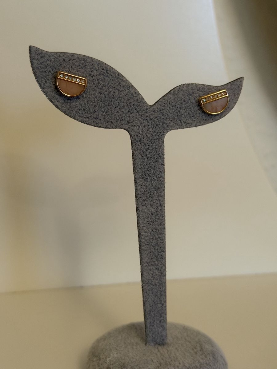 Fossil Orecchini pendenti & Orecchini a lobo: Fossil Ohrstecker, halbrunde Form, mit Steinchen, Gold-Look – Nuovo (secondo la descrizione) da Au ZH venduto da FMRF 1