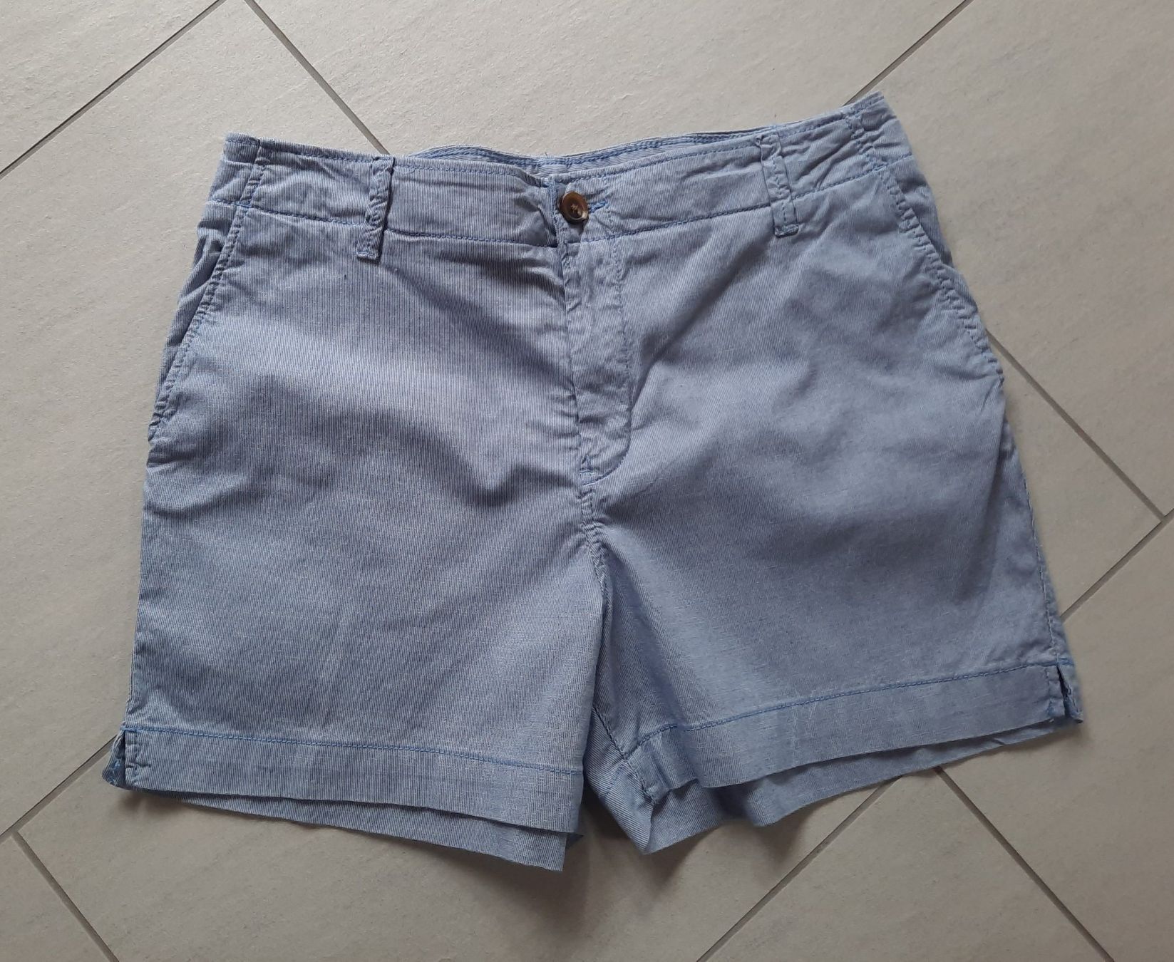 Pantaloni: 2x Shorts Grösse 42 – Usato da Einigen venduto da Pretorius66 3