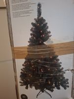 Weihnachtsbaum 🌲150cm mit ein paar Weihnachtskugeln✨
