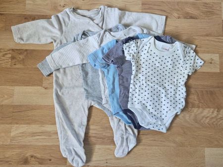 Babykleidung Set 22-teilig Grösse 62-68 für Jungs