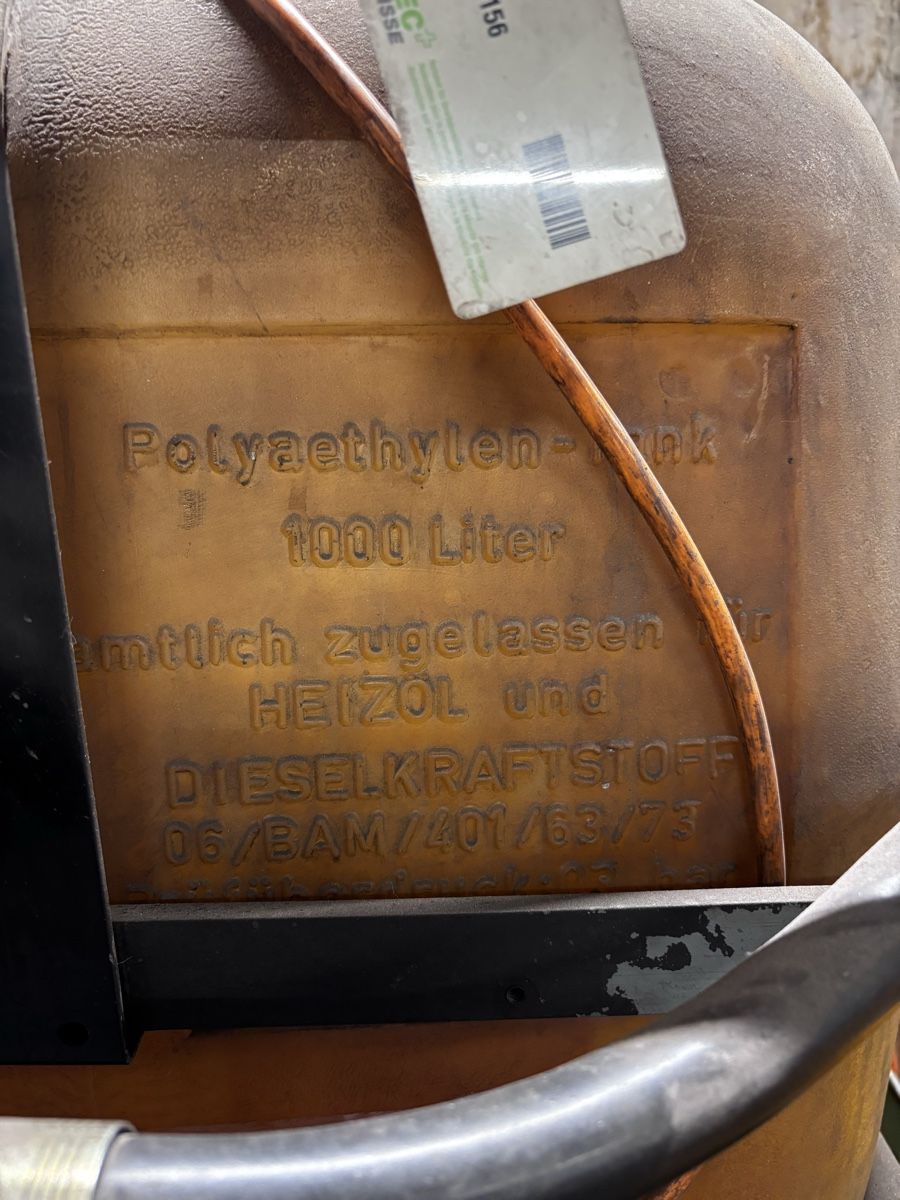 Autres accessoires p. véhicule: Dieseltank – D'occasion à Niederhasli par yvesholdener 1