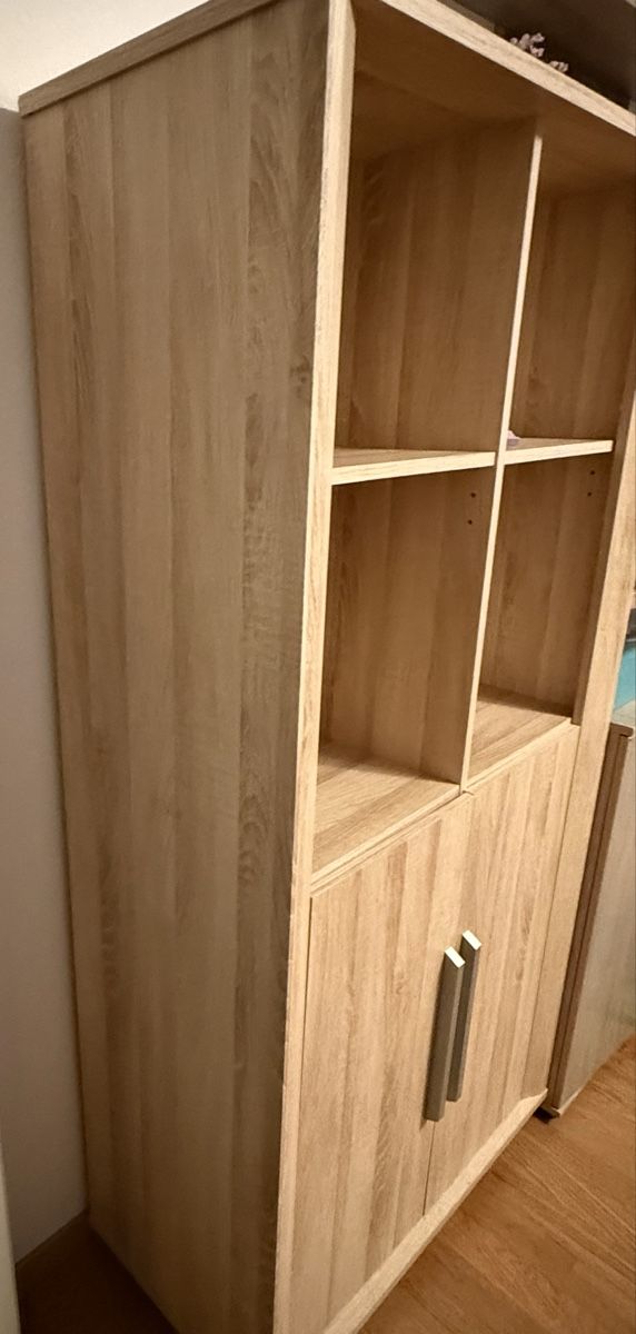 Armadi: Holzschrank (viel Stauraum) – Usato da Winterthur venduto da AnEmi7 2