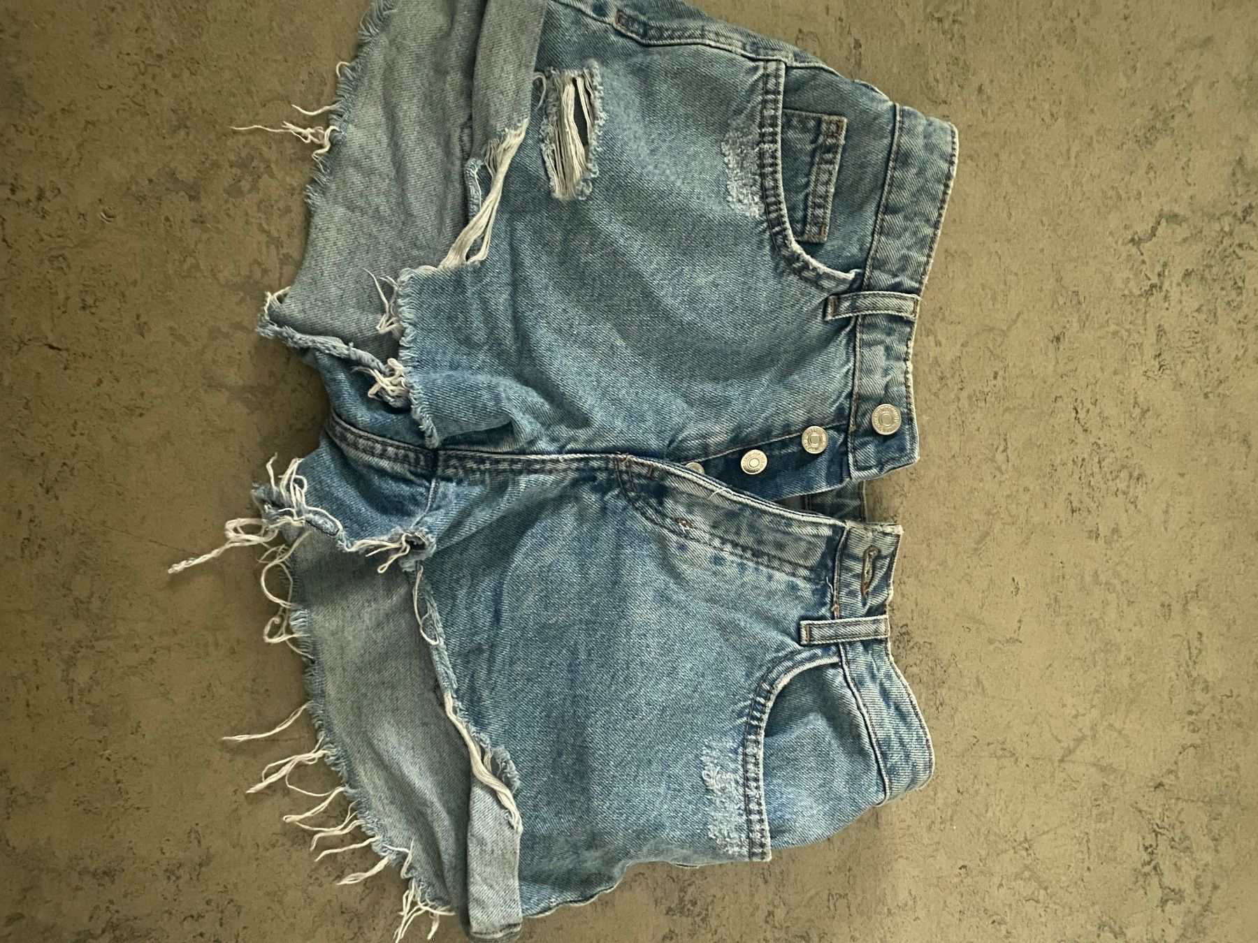 Jeans: Kurzhose Jeans – D'occasion à Steffisburg par suunnaunn 2