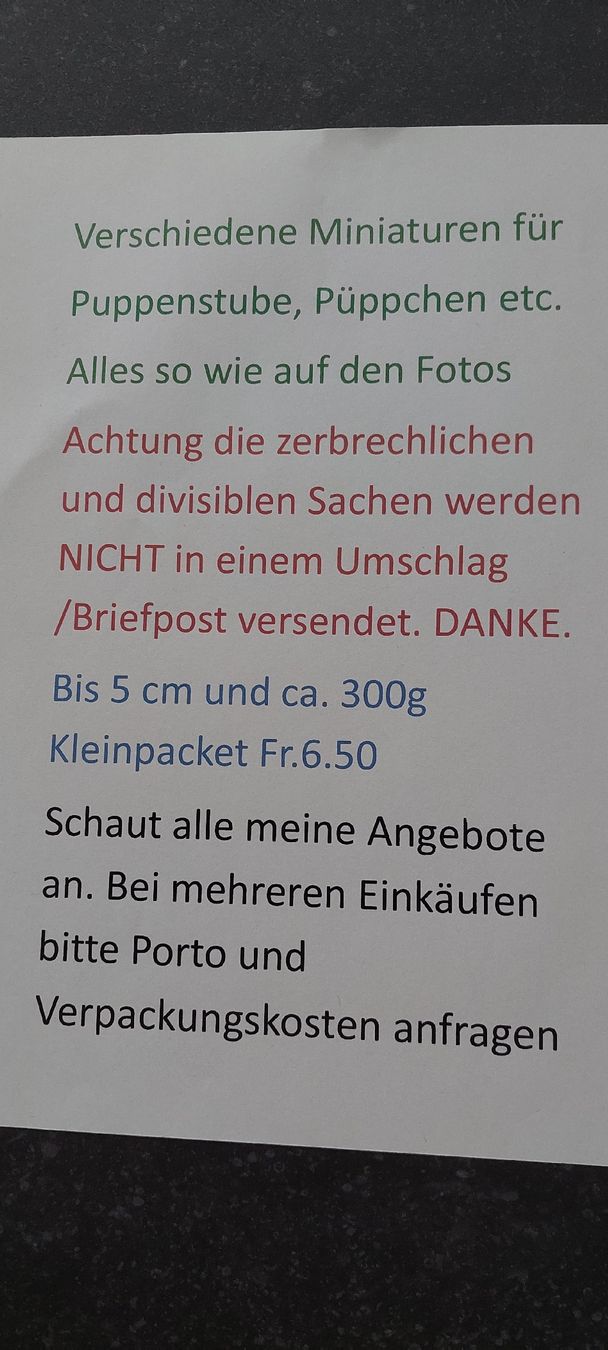 Bambole: Miniaturen Puppenkleidli  – Usato da Muri AG venduto da nindo1 1
