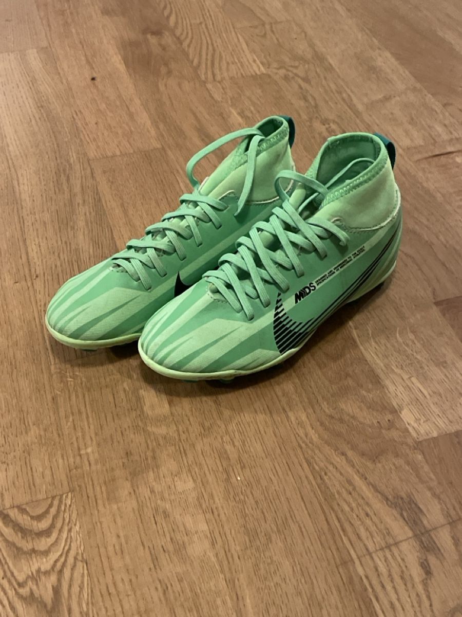 Nike Herrenschuhe: Fussballschuhe MDS Mercurial, Grösse 33 – Gebraucht aus Biel/Bienne von Cyp79 2