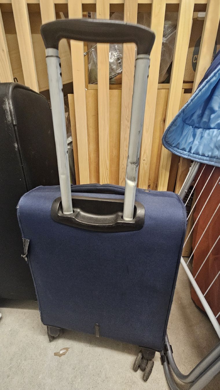 Valigie: Hand Luggage – Difettoso da Zürich venduto da mar_sd7g 1