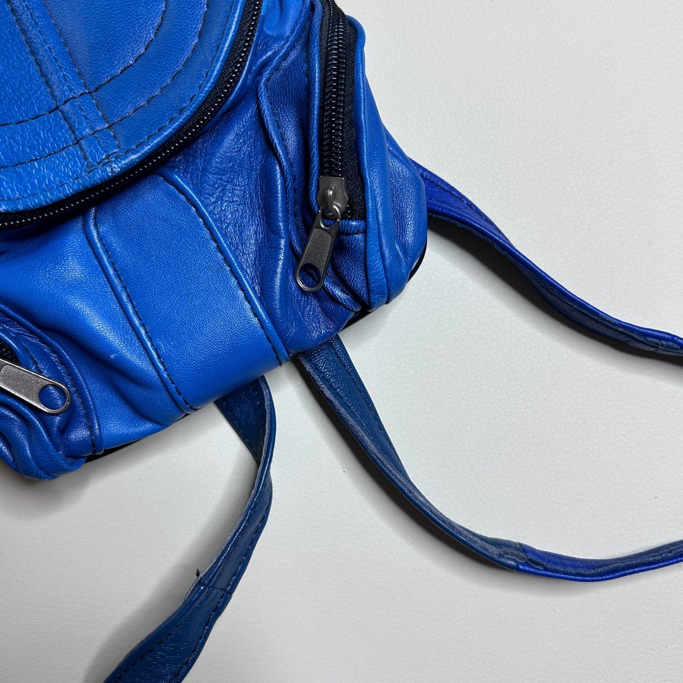 Rucksäcke: Small Leather Backpack – Gebraucht aus St. Gallen von look-twice 1