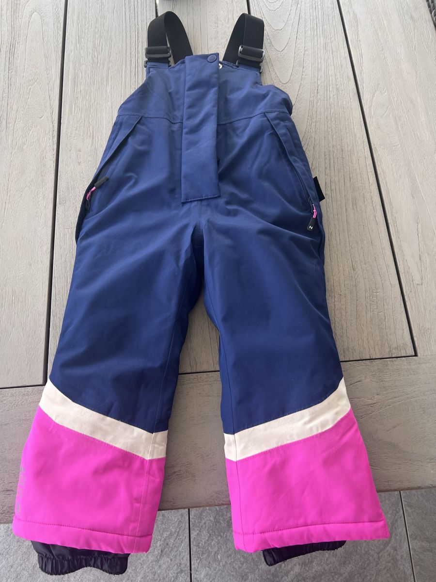 C&A Completi: Skidress Mädchen – Usato da Baar venduto da kuettelf 1