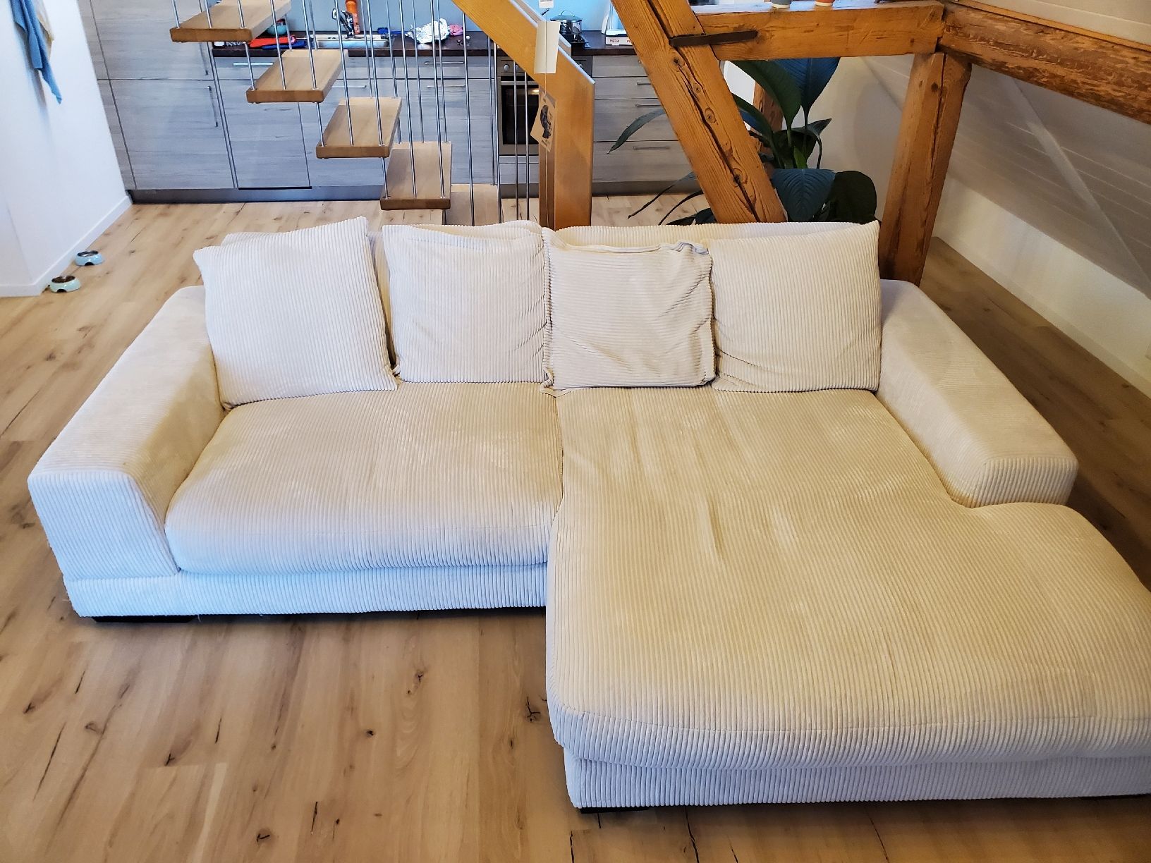 Sofas: Gemütliches Sofa mit Cordbezug. – Gebraucht aus Lüterkofen von Br0ckenstubeWalter 2