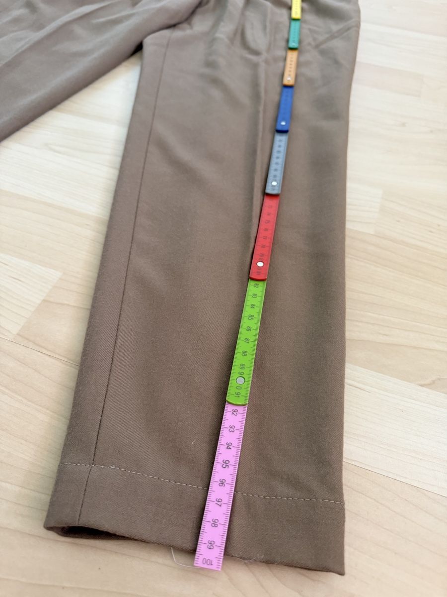 Akris Pantaloni: Akris Hose M – Usato da Birmensdorf ZH venduto da elibela 9