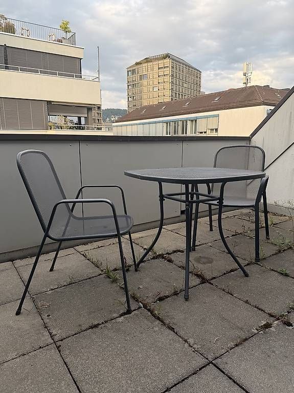 Tischset: Balkonmöbel (Tisch und 2 Stühle) – Gebraucht aus Zürich von dboetticher