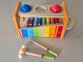 Holzspielzeug für Kleinkinder.