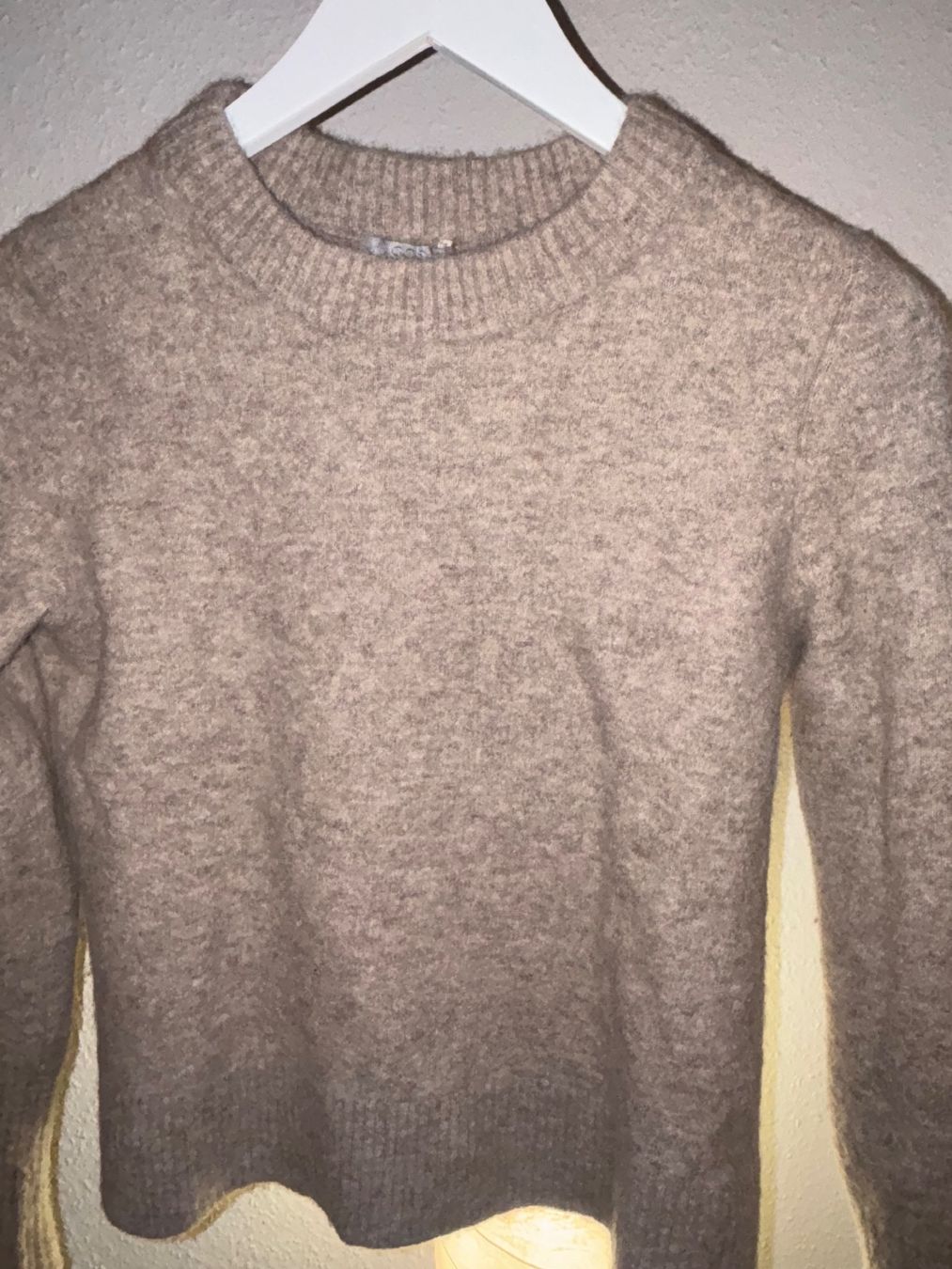 Cos Pulls & Sweat-shirts: COS pull en laine – D'occasion à Versoix par Sokln_99