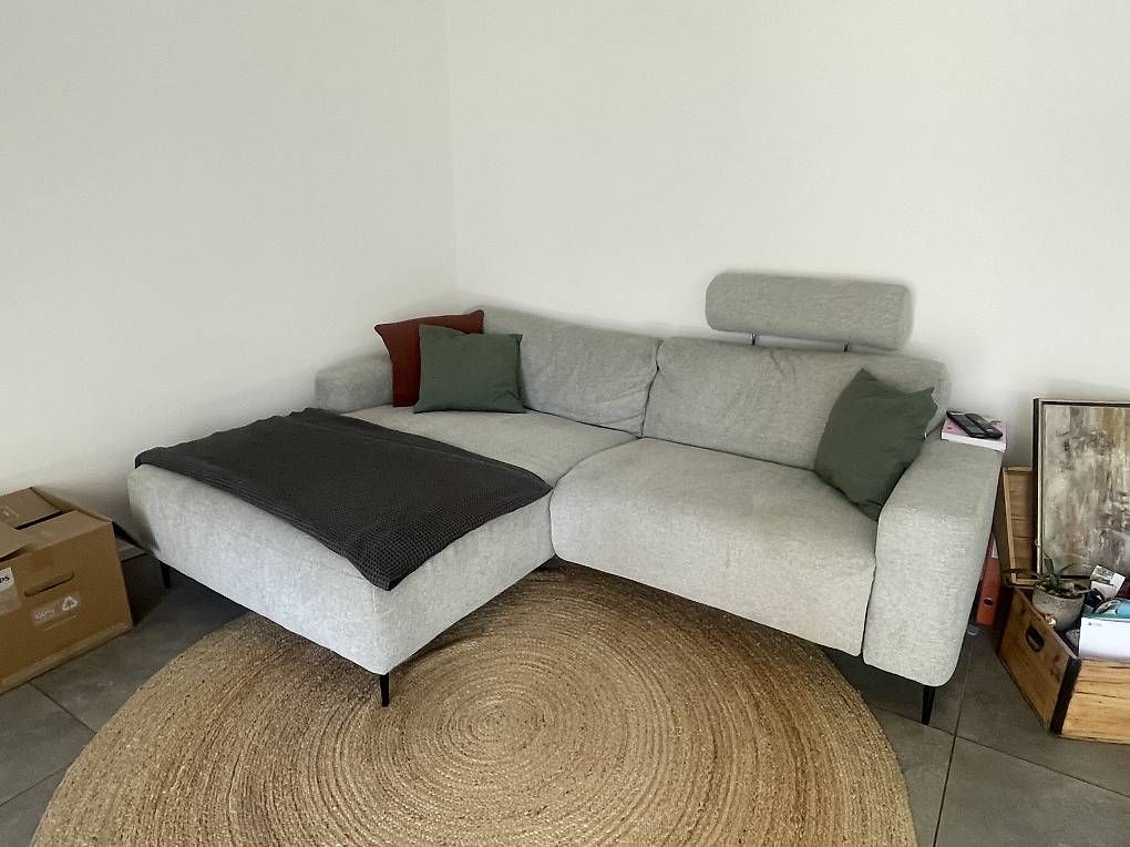 Divani: Vendo comodo divano Pfister  – Usato da Zürich venduto da cam_5br9
