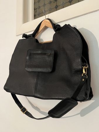 Schwarze Echt-Ledertasche von Gestuz, neuwertig