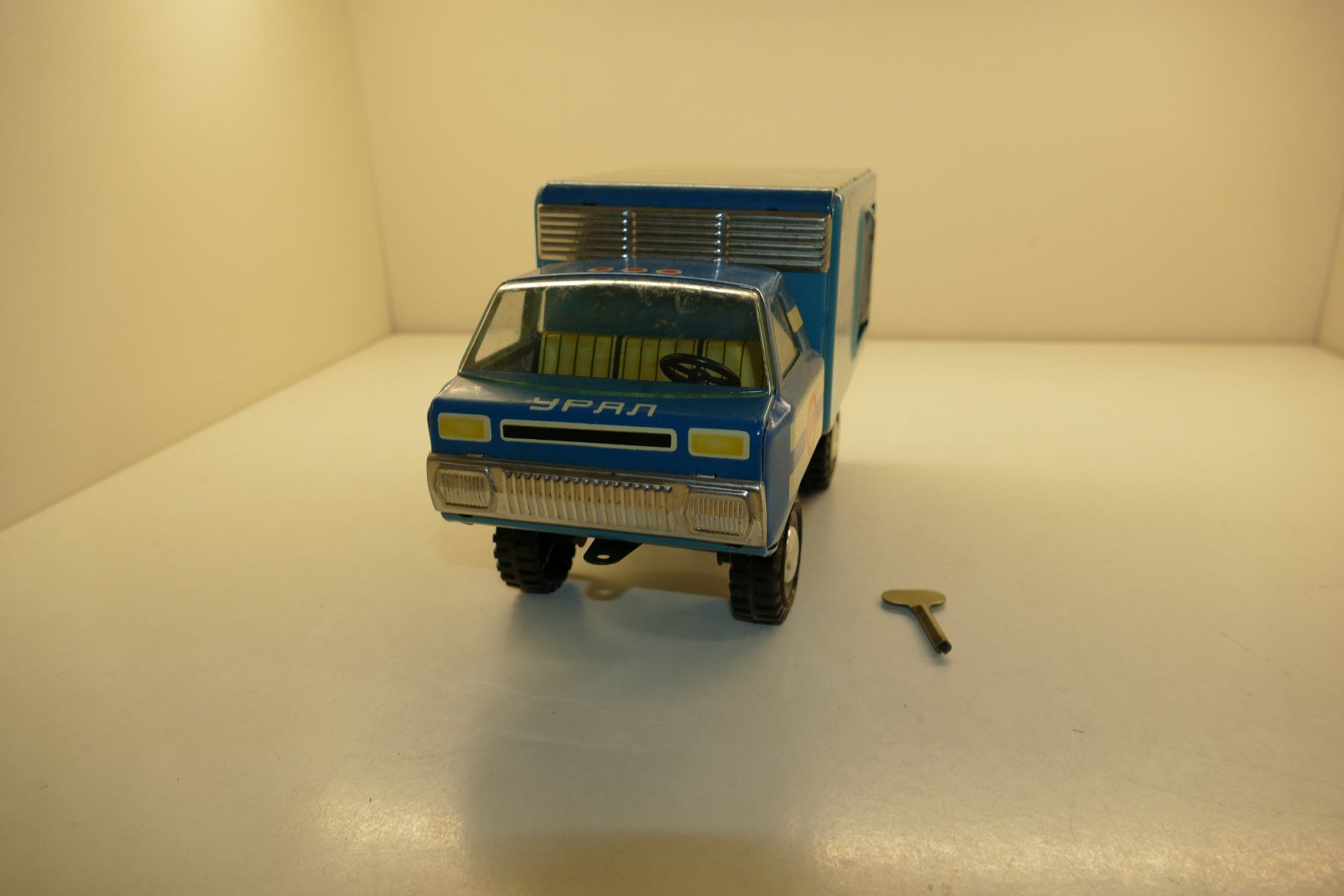 Modellbausätze & Standmodelle: Vintage LKW Ypan mit Antrieb – Gebraucht aus Niederhasli von rail-duerst 1
