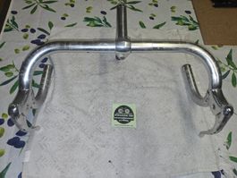 Rennrad Lenker Vorbau und Bremsen NITTO Dura Ace