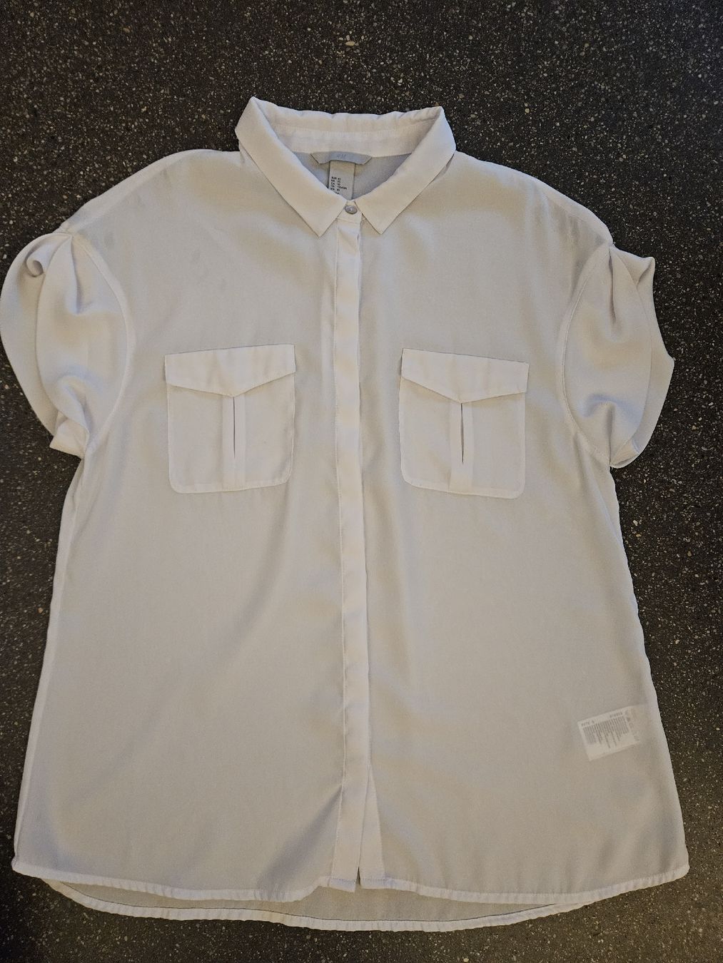 H&M Camicette: Bluse H&M weiss Grösse 40 neuwertig – Nuovo (secondo la descrizione) da Anwil venduto da tamoos 3