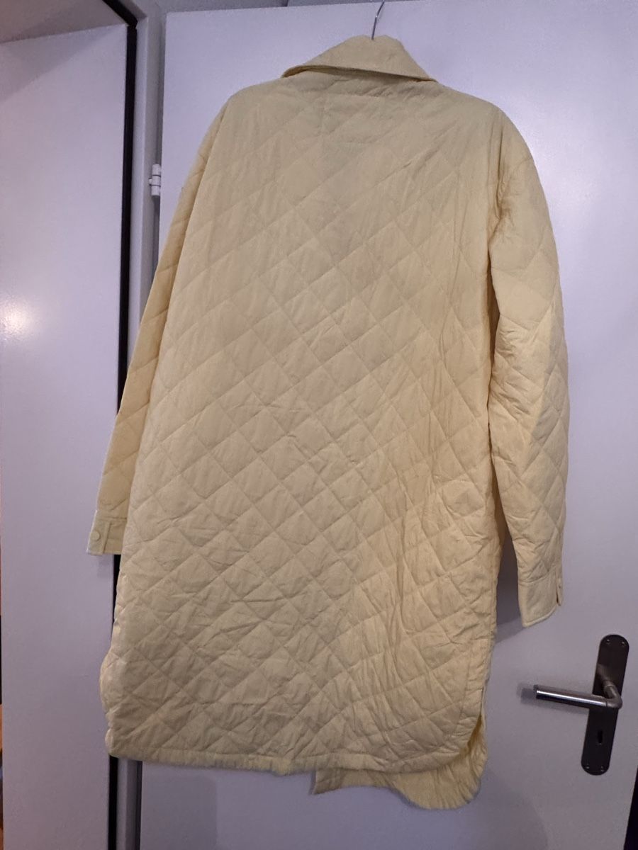 Peuterey Cappotti: Peuterey Women's Long Quilted Light Coat – Nuovo (secondo la descrizione) da Horgen venduto da kay_5xnb 2