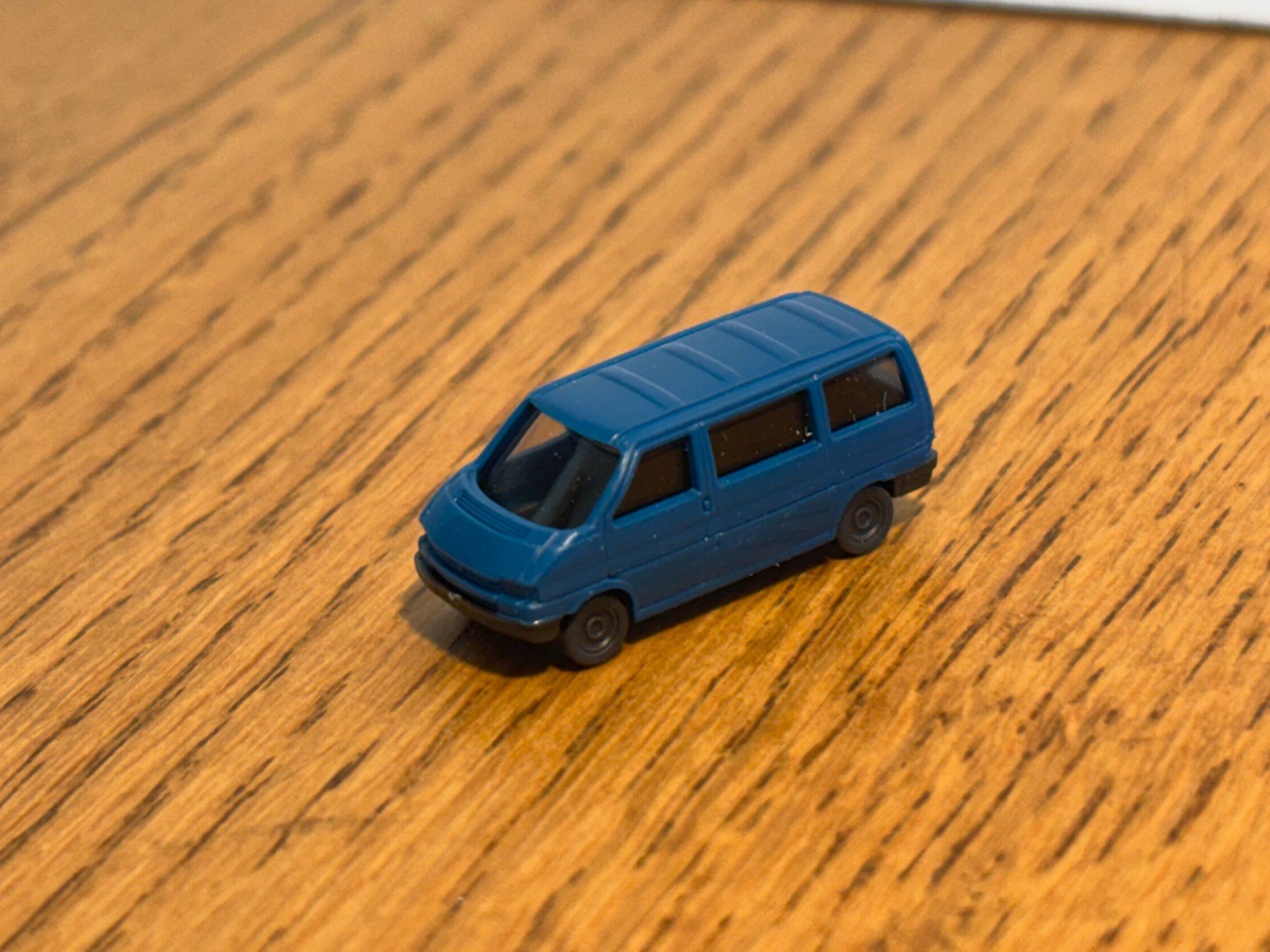 Modellini di ferrovie: M1041: VW T4 (Spur N) – Nuovo (secondo la descrizione) da Birsfelden venduto da Birs_25 1