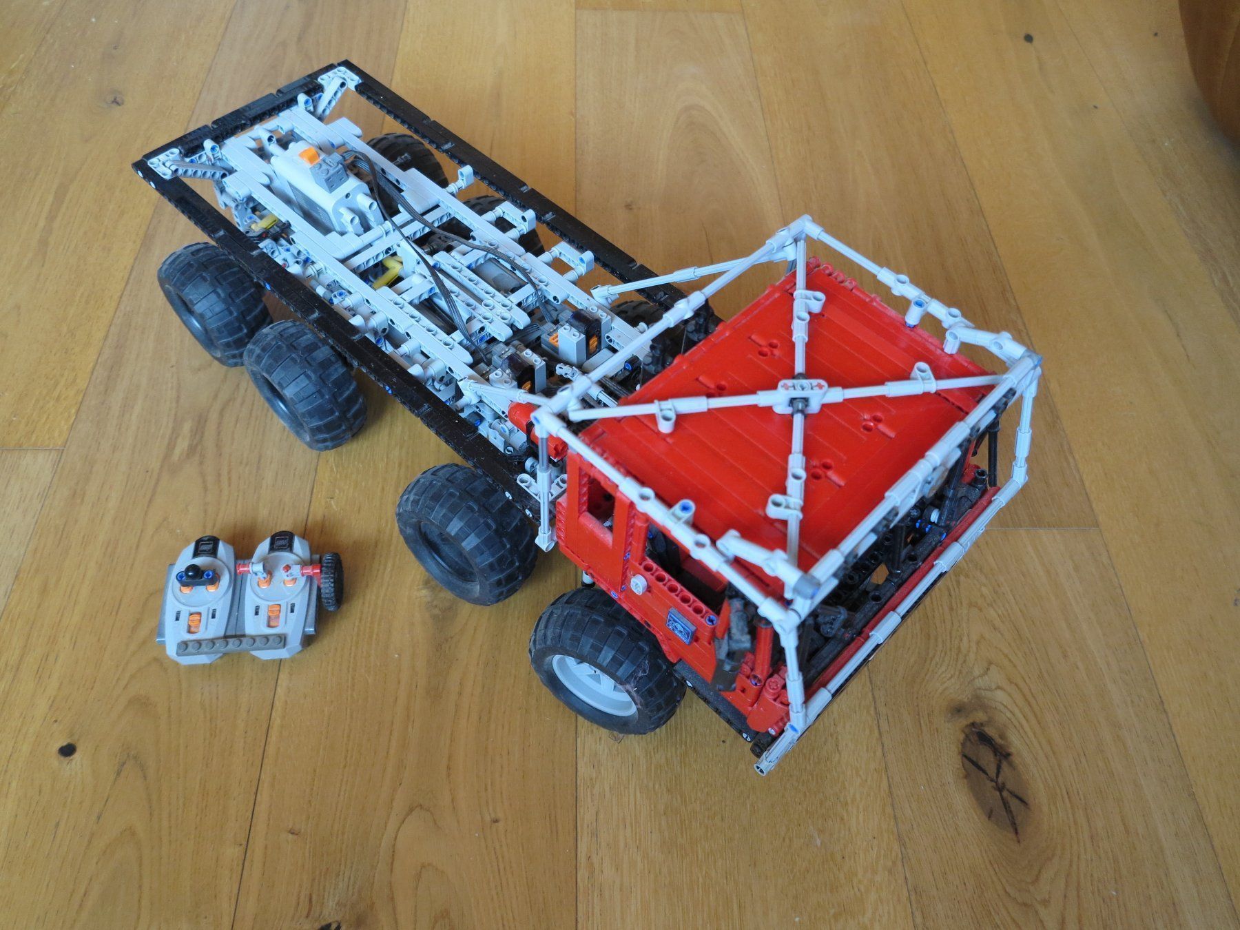 Jouets: Tatra moc Lego 8x8 – D'occasion à Bettmeralp par stermei 1