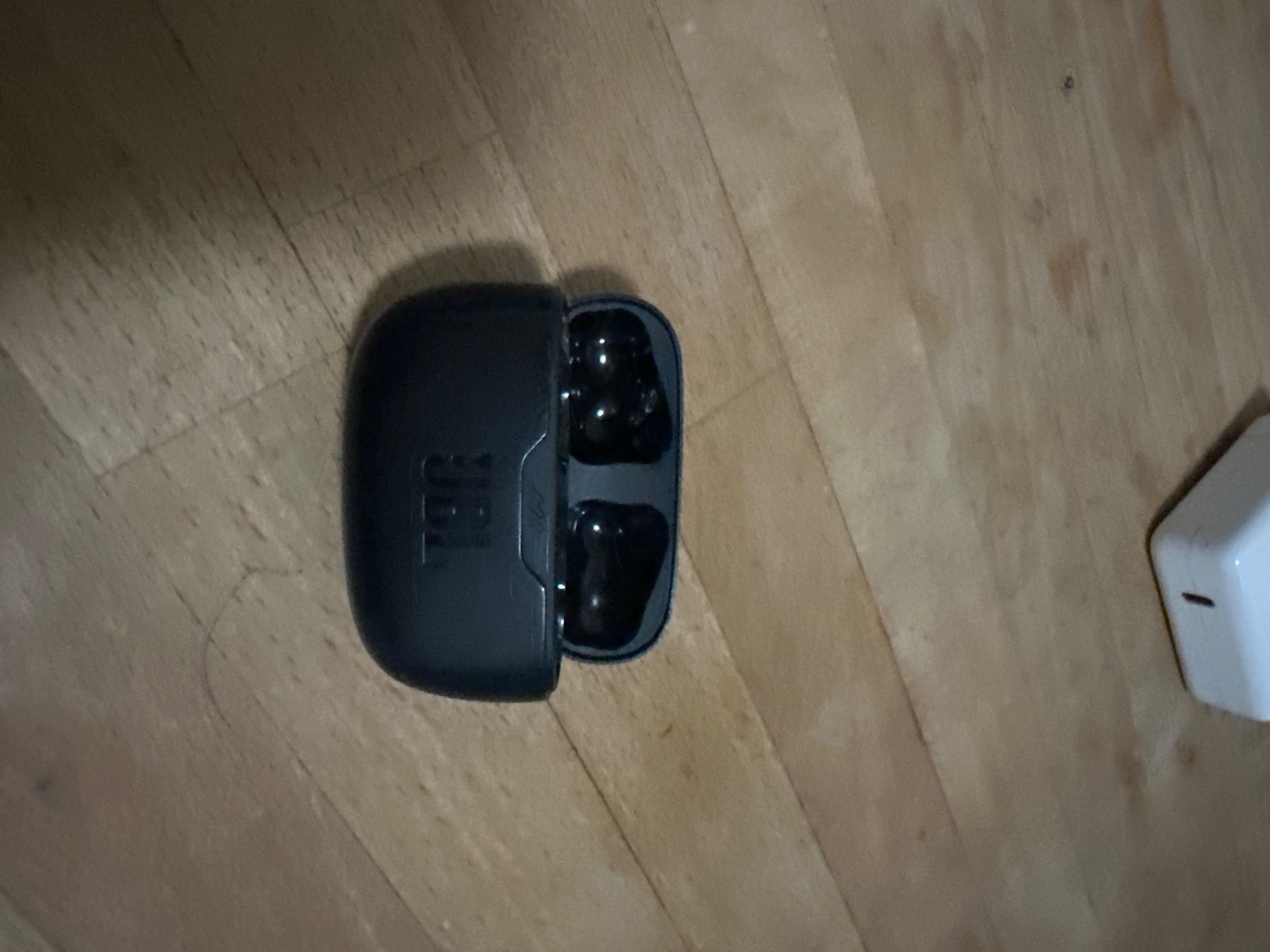 Chargeur: JBL charging case – D'occasion à Genève par Eboy0
