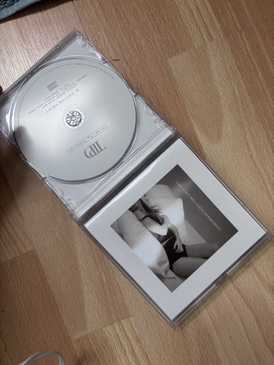 CDs: Taylor Swift Cd – Neu (gemäss Beschreibung) aus Mels von joe_lin572 1