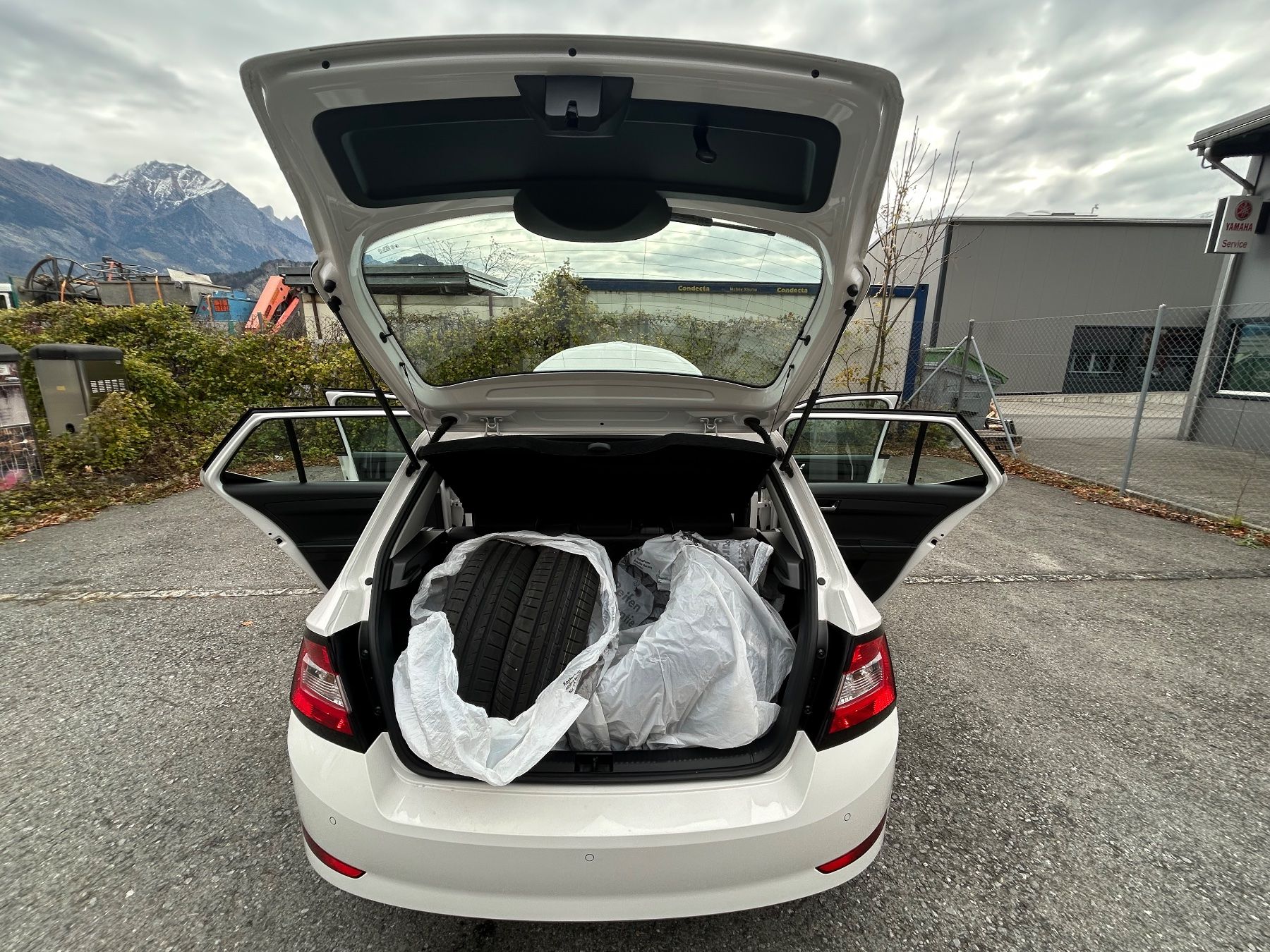 Skoda Automobili: Skoda Fabia 1.0 TSI DSG – Usato da Sargans venduto da automobilen 9