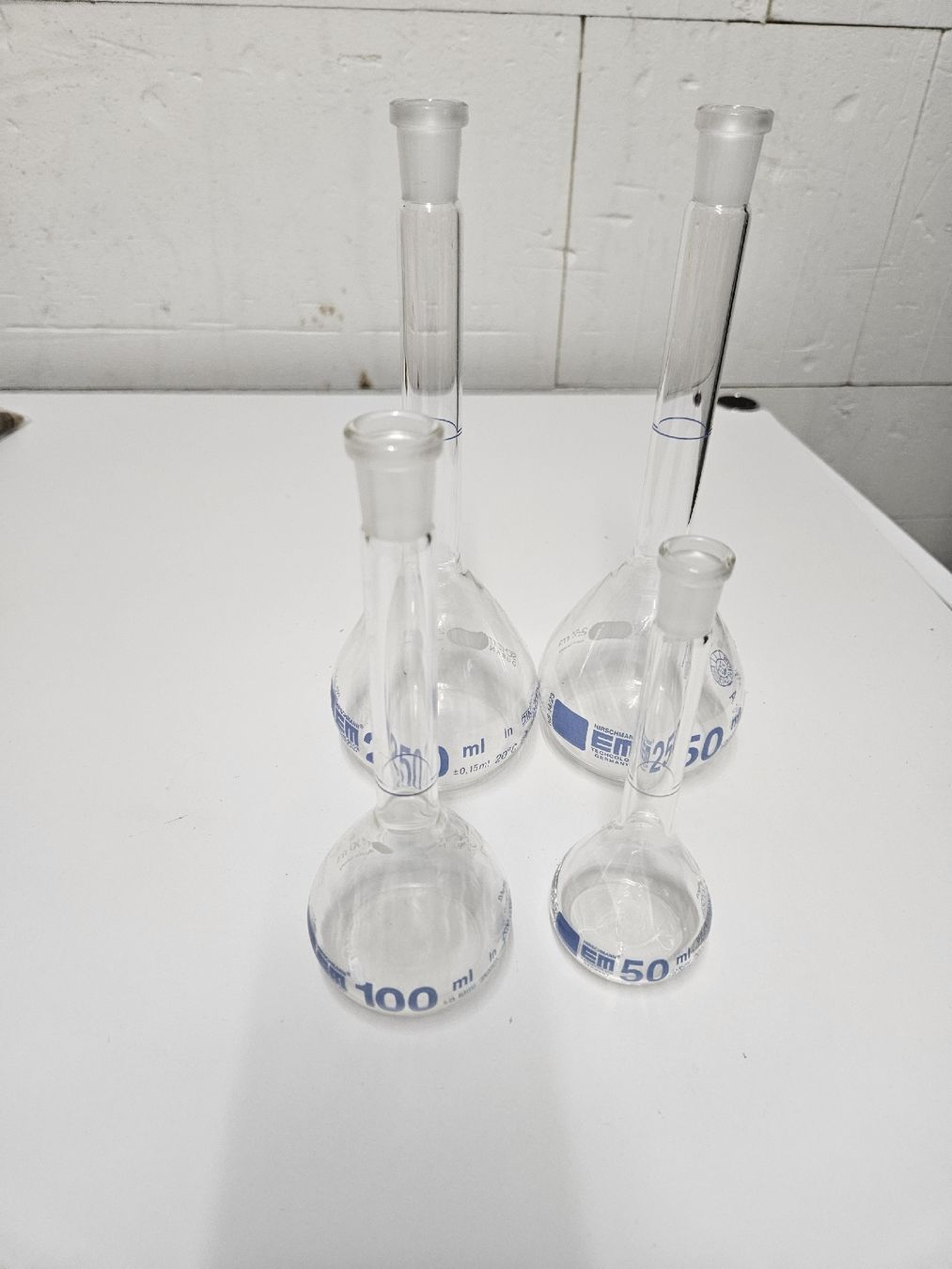Gläser: 4 Hirschmann Messkolbe , 50ml - 250ml – Gebraucht aus Brittnau von Lexmark77